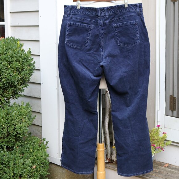 LL Bean Plus Size Blue Favorite Fit Curvy Stretch Cotton Blend Corduroy Pants 20 - Picture 3 of 4